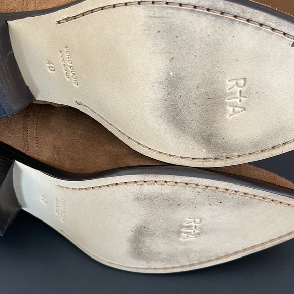 NIB RTA WOMEN SHORT WESTERN DESERT SAND BOOTS SZ 40 / 10
